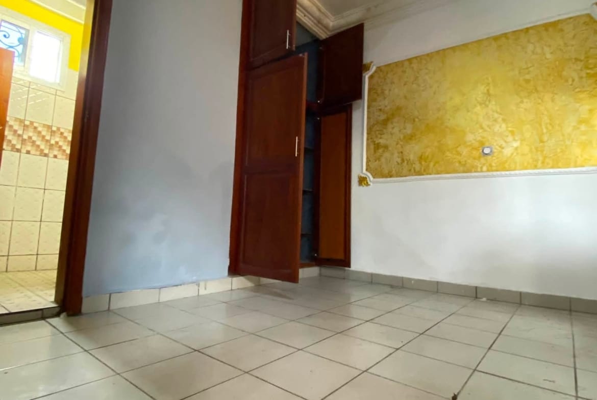 Somptueux studio moderne staffé situé à ndogpassi 2