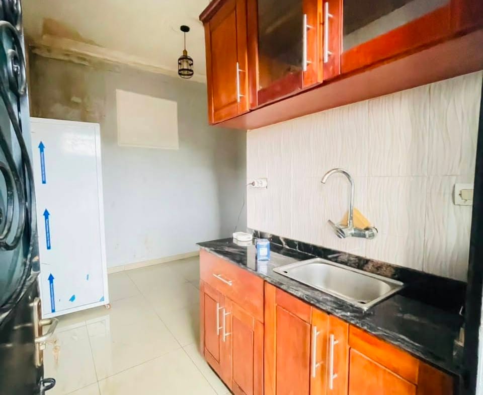 Chambre moderne avec coin cuisine à louer à Douala Bépanda 40000fcfa