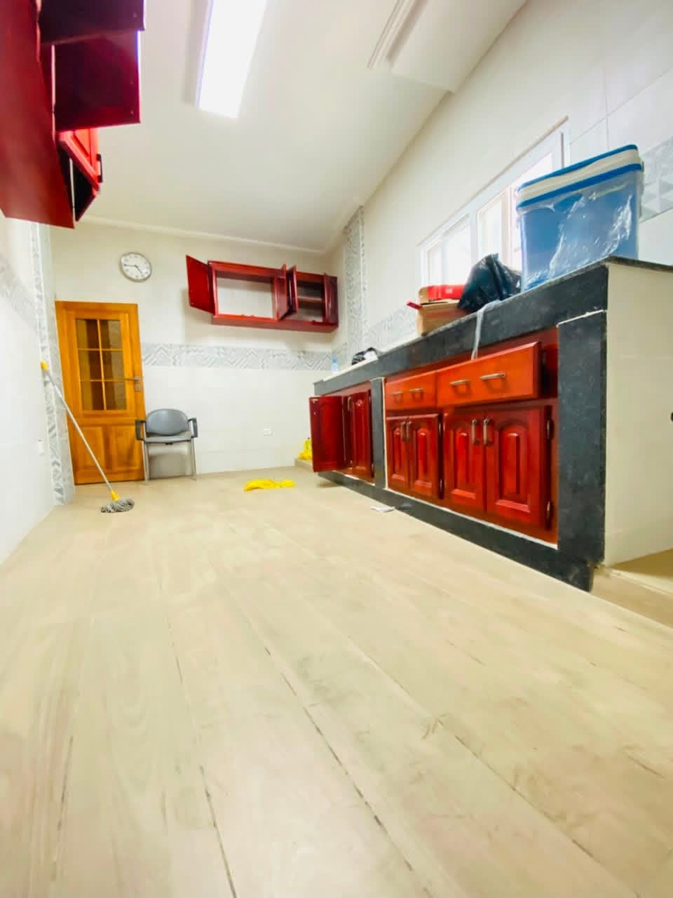 CARREFOUR AGIP MAGNIFIQUE APPARTEMENT HAUT STANDING