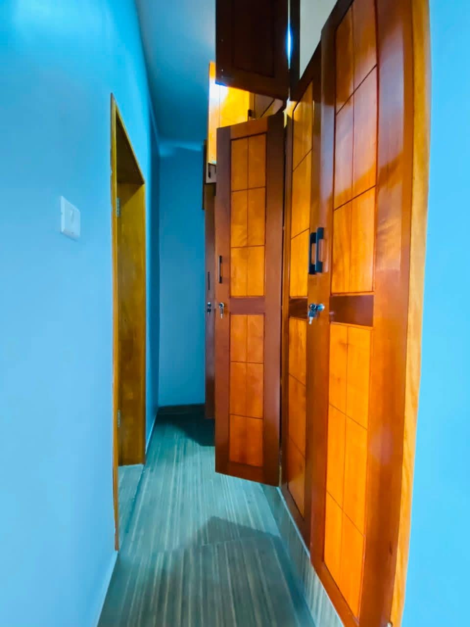 CARREFOUR AGIP MAGNIFIQUE APPARTEMENT HAUT STANDING
