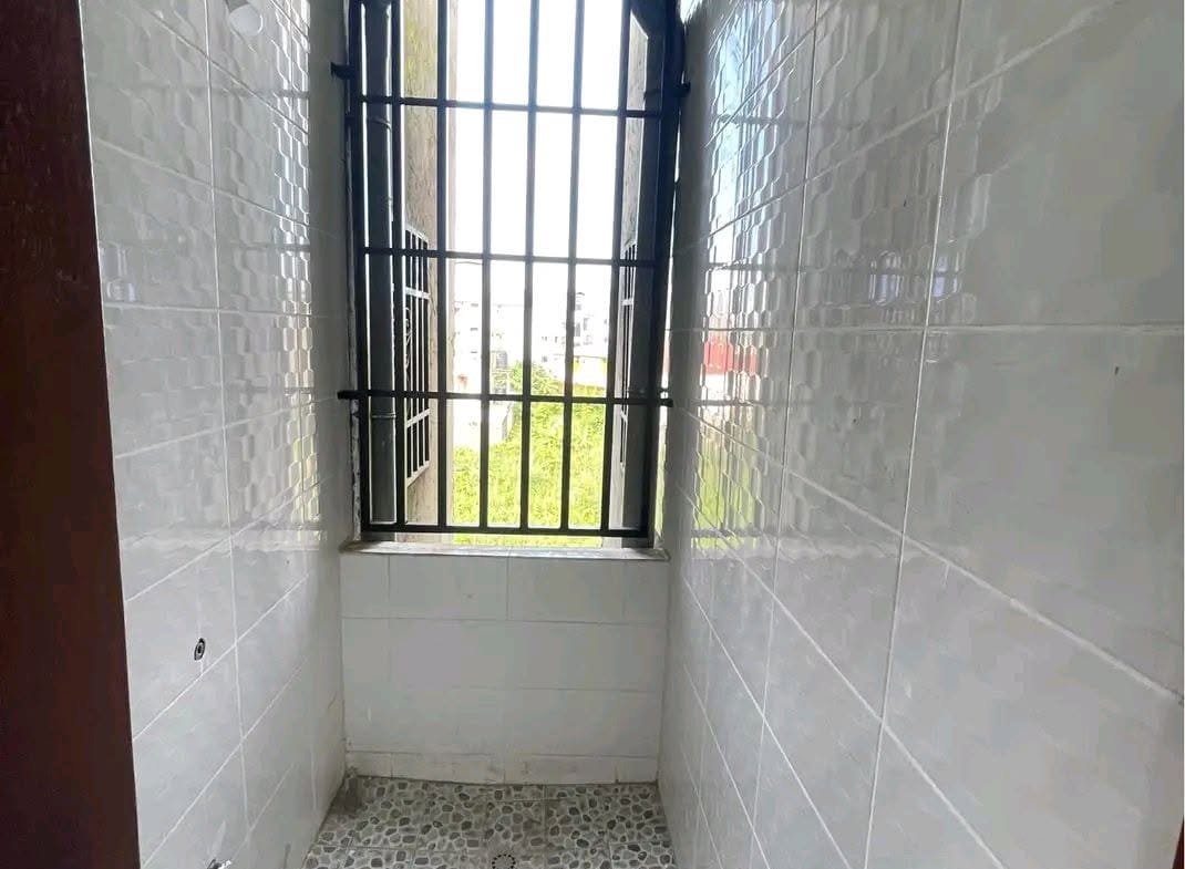 Luxueux appartement neuf à Logpom Bassong non loin du goudron