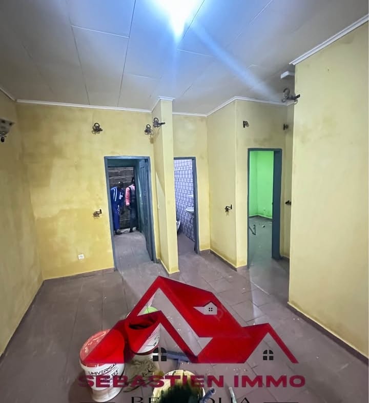 Magnifique maison moderne dans la clôture, Bertoua Enia