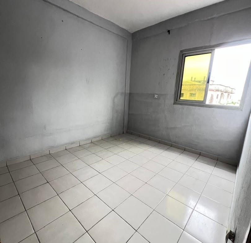 APPARTEMENT MODERNE STAFFÉ SITUÉ À KOTTO PETIT MARCHÉ ISICOM