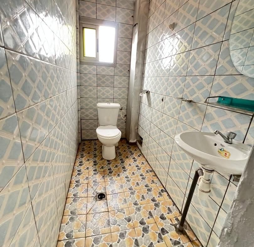 APPARTEMENT MODERNE STAFFÉ SITUÉ À KOTTO PETIT MARCHÉ ISICOM