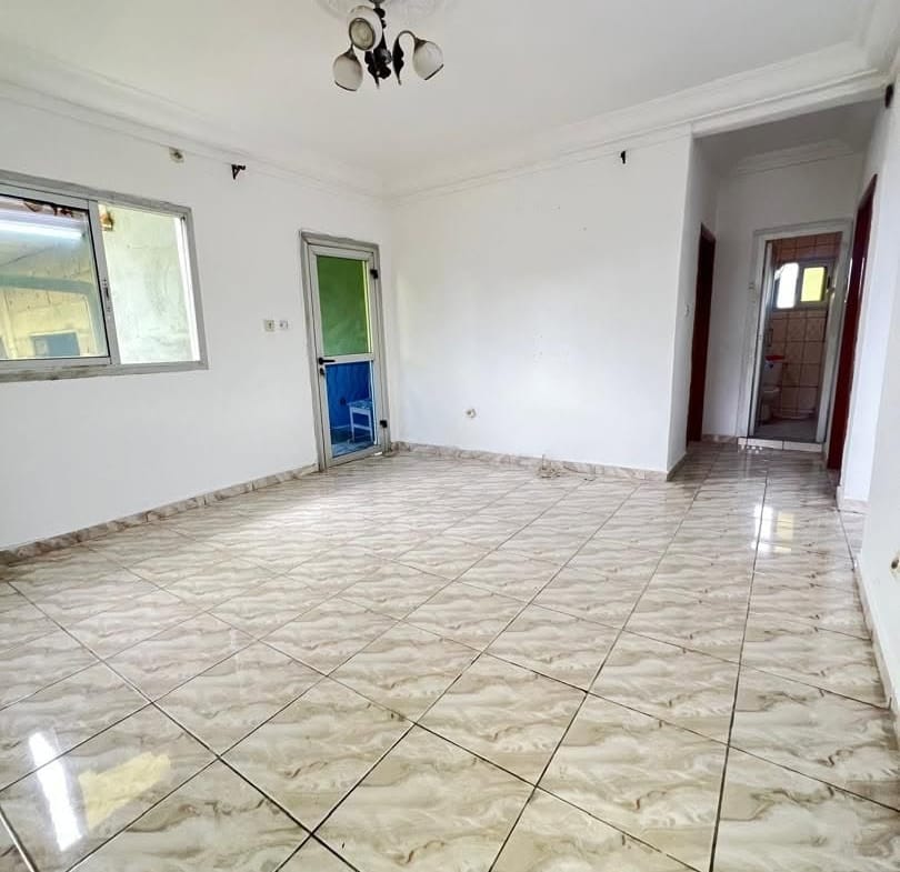 APPARTEMENT MODERNE STAFFÉ SITUÉ À KOTTO PETIT MARCHÉ ISICOM