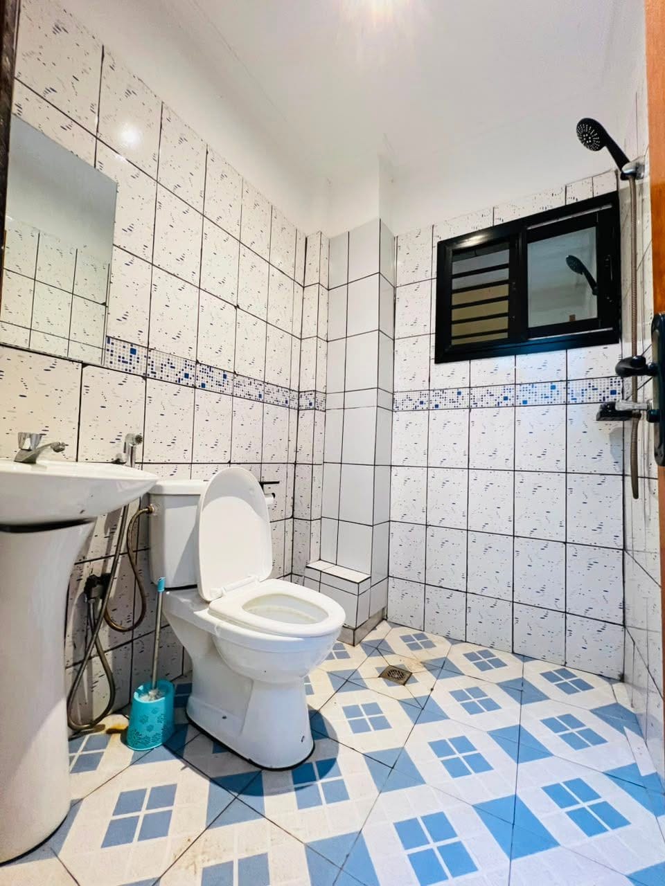 Appartement moderne haut standing 2 chambres à louer à Kotto