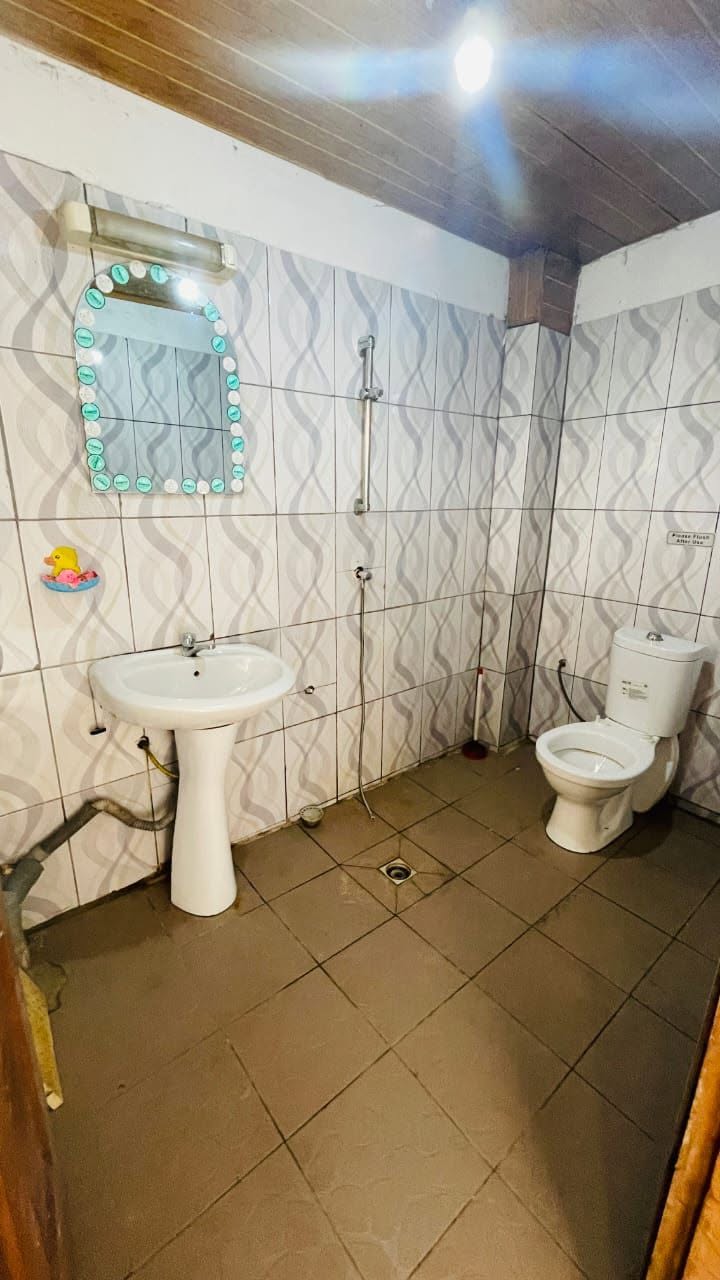 Appartement moderne 3 chambres à louer à Kotto Mbangué, Douala