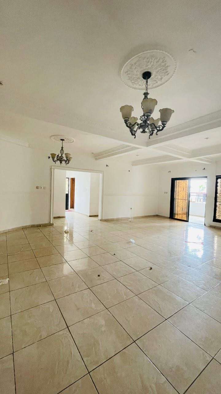 Appartement moderne 3 chambres à louer à Kotto Mbangué, Douala