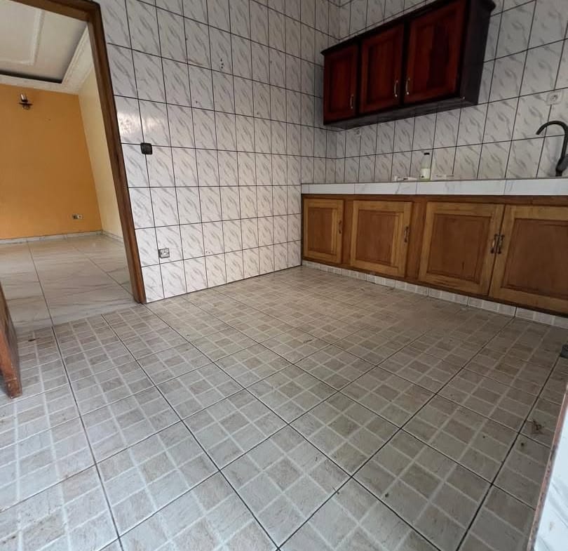 Magnifique appartement moderne climatisé 3 chambres, Douala Logbessou
