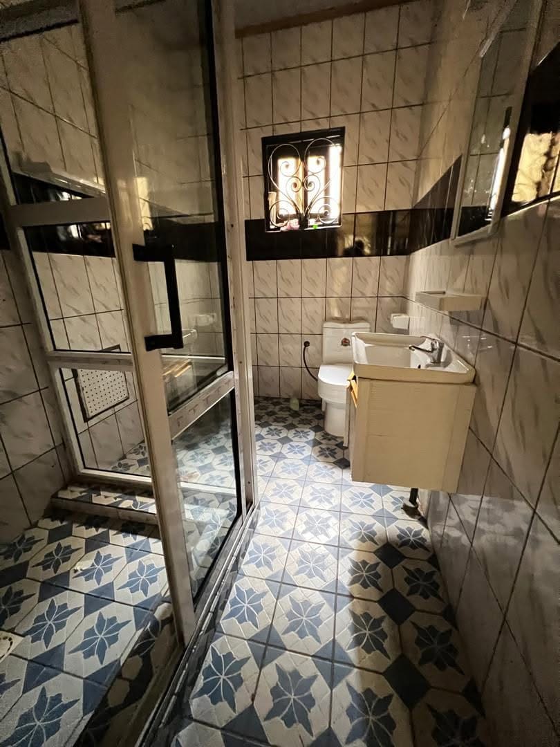 SM_appart_logbessou_240826_dch3 Magnifique appartement moderne climatisé 3 chambres, Douala Logbessou