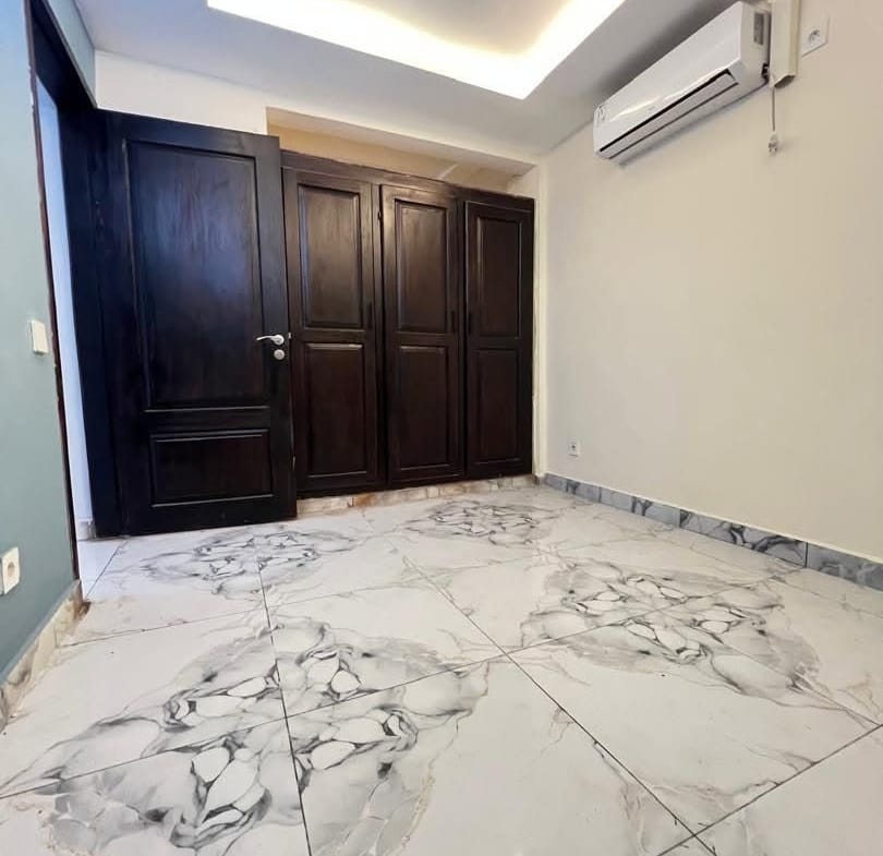 APPARTEMENT MODERNE AVEC GROUPE ELECTROGÈNE, DOUALA MAKEPE