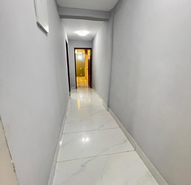 APPARTEMENT MODERNE AVEC GROUPE ELECTROGÈNE, DOUALA MAKEPE