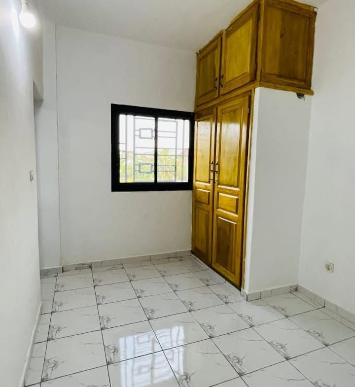 Magnifique studio moderne neuf et staffé, Douala Ari Village