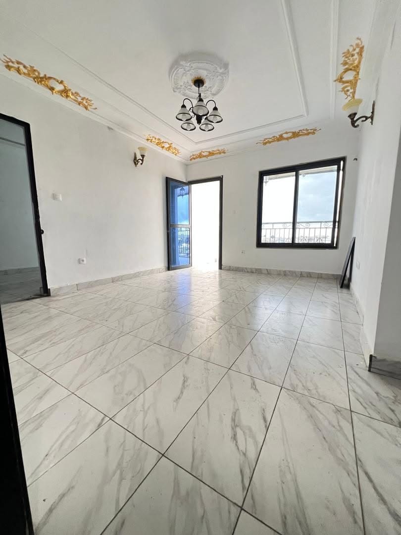 STUDIO MODERNE HAUT STANDING SITUÉ À LOGBESSOU, DOUALA