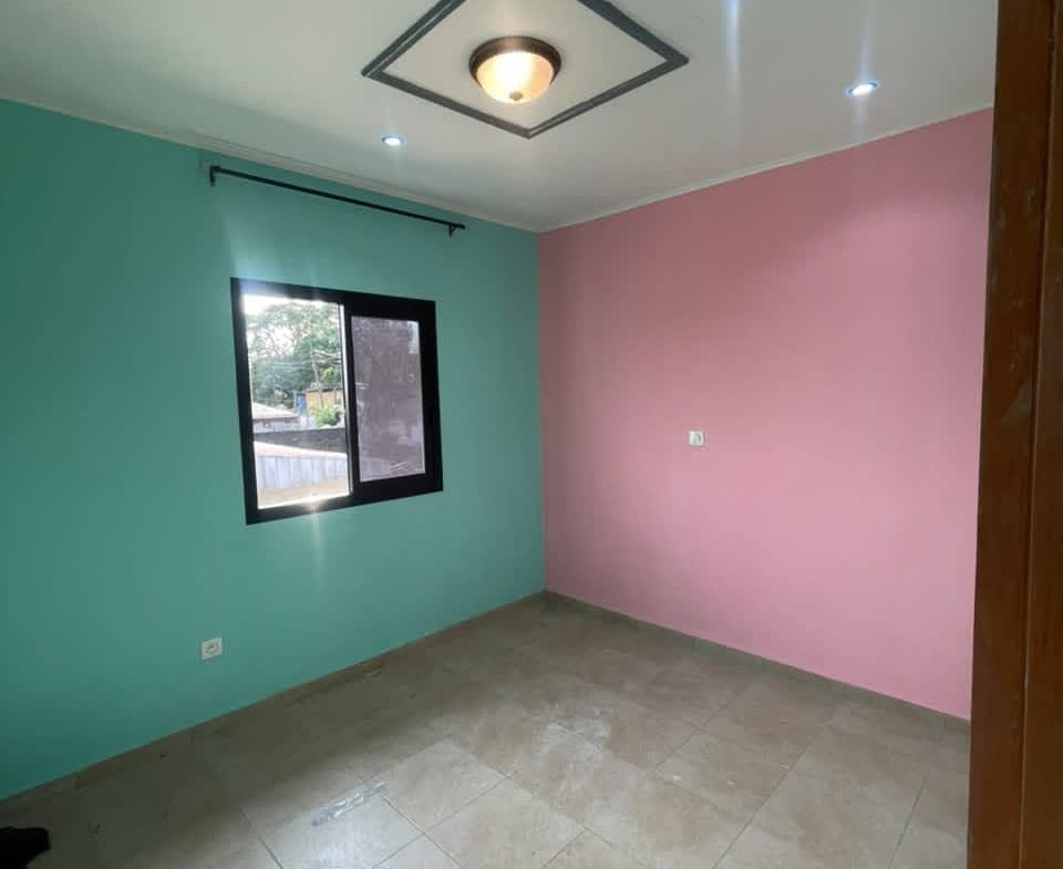 Magnifique studio moderne de bon standing à louer, Douala PK11