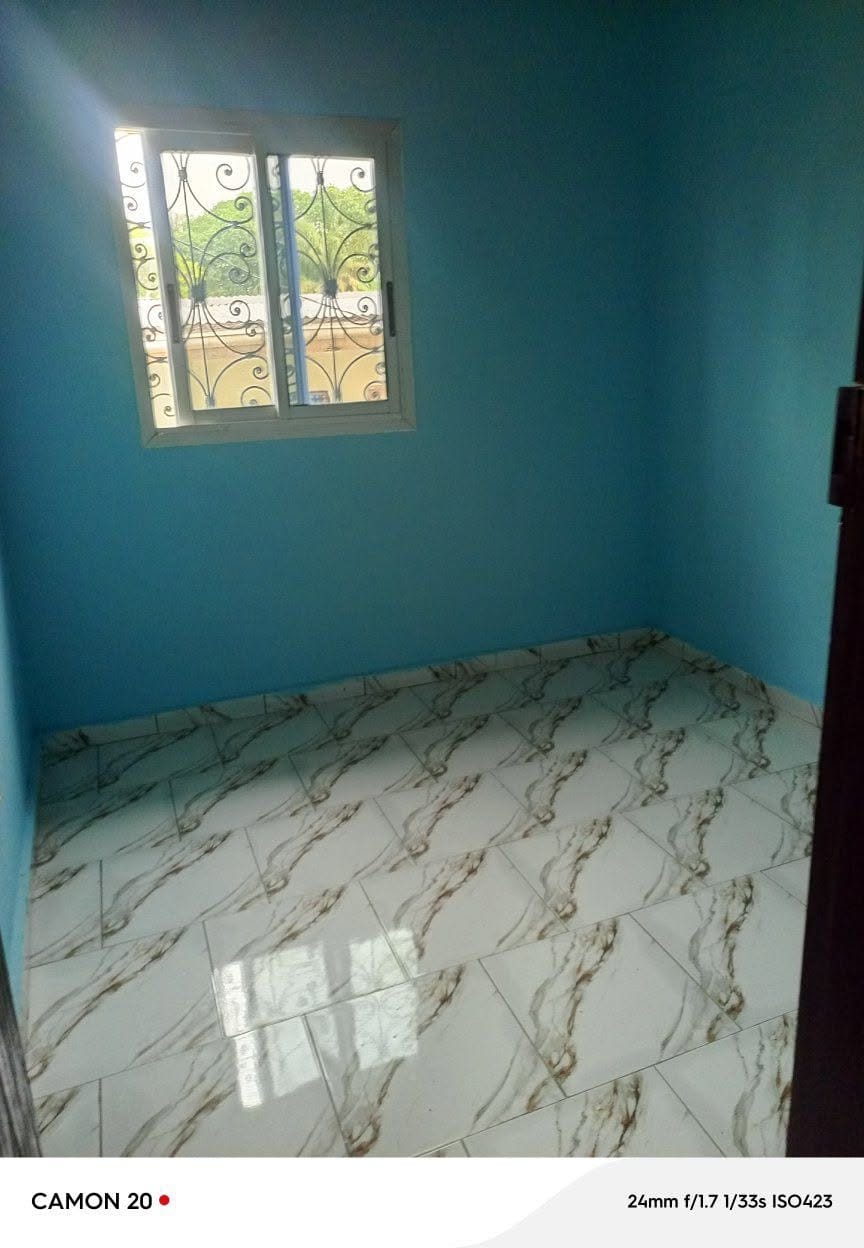 APPARTEMENT MODERNE 3 CHAMBRES À DOMBE KRIBI
