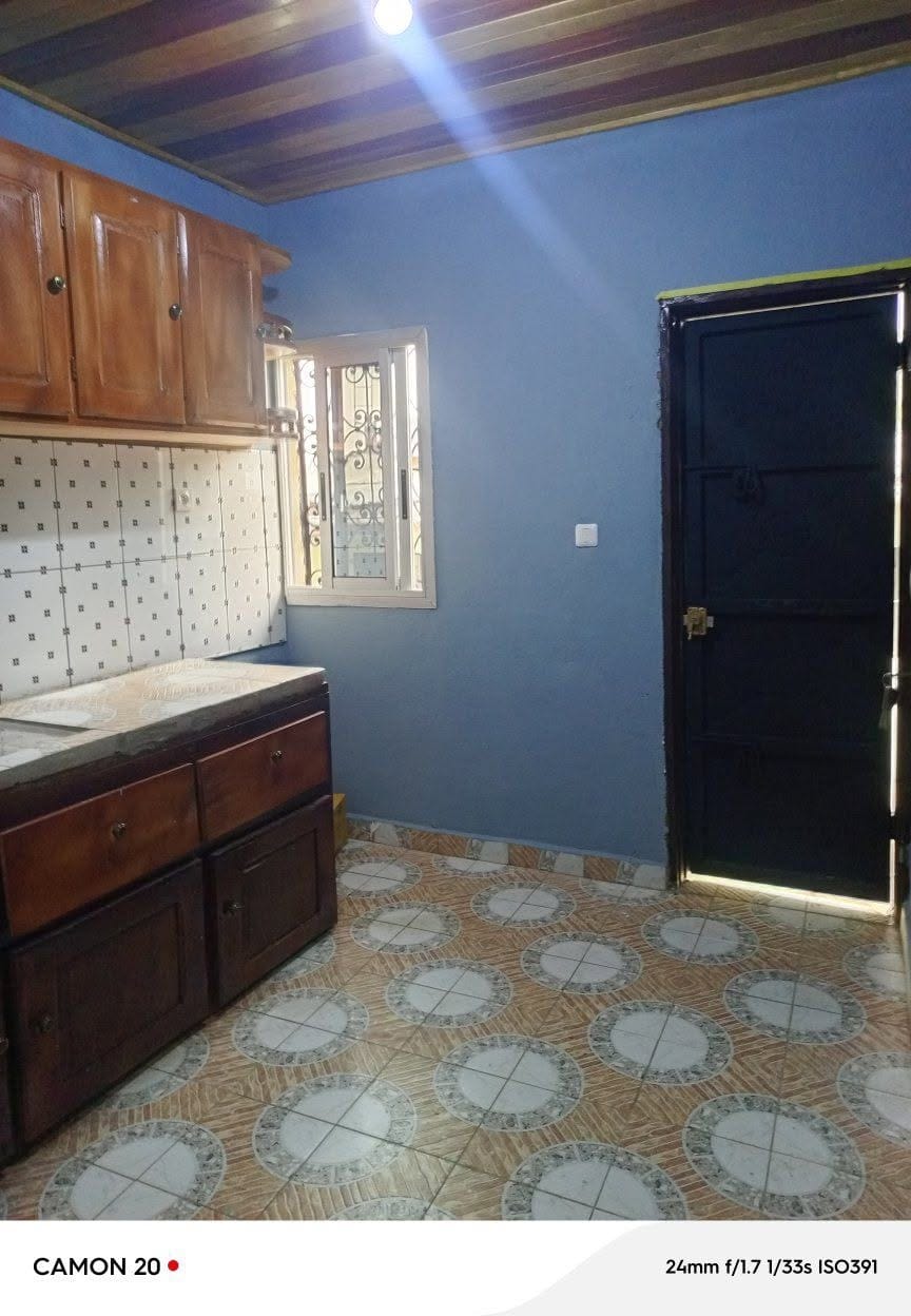 APPARTEMENT MODERNE 3 CHAMBRES À DOMBE KRIBI