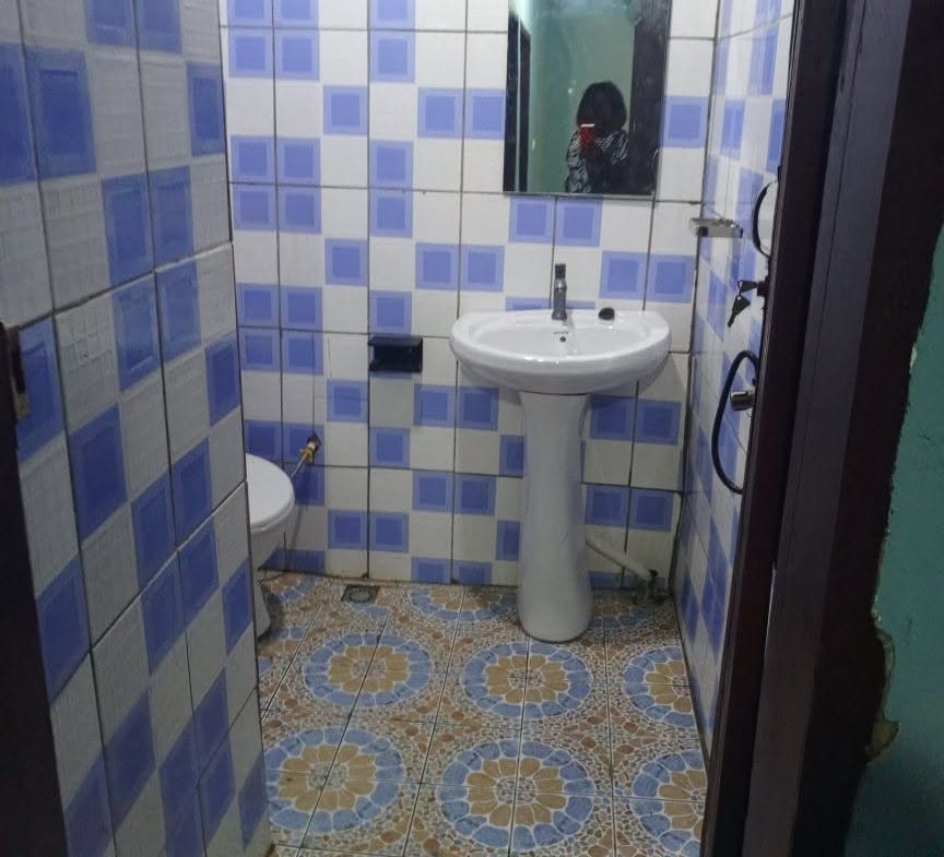 APPARTEMENT MODERNE 3 CHAMBRES À DOMBE KRIBI