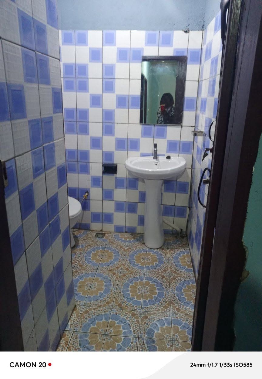 APPARTEMENT MODERNE 3 CHAMBRES À DOMBE KRIBI