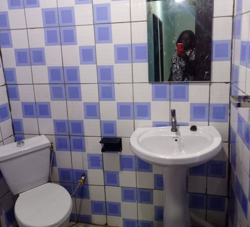 APPARTEMENT MODERNE 3 CHAMBRES À DOMBE KRIBI