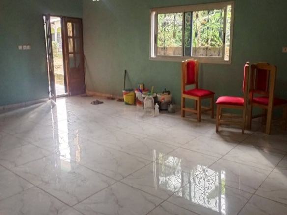 APPARTEMENT MODERNE 3 CHAMBRES À DOMBE KRIBI
