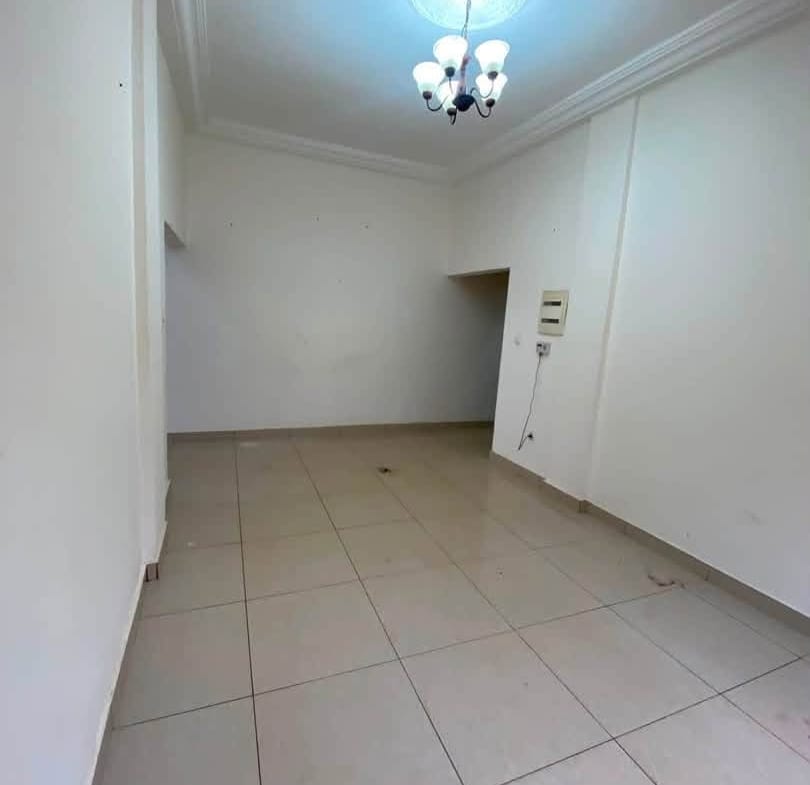 Studio moderne à louer à Essos, Yaoundé 100000 fcfa
