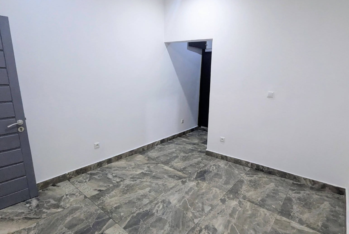 Appartement haut standing 2 chambres à louer à Yaoundé Etoa Meki