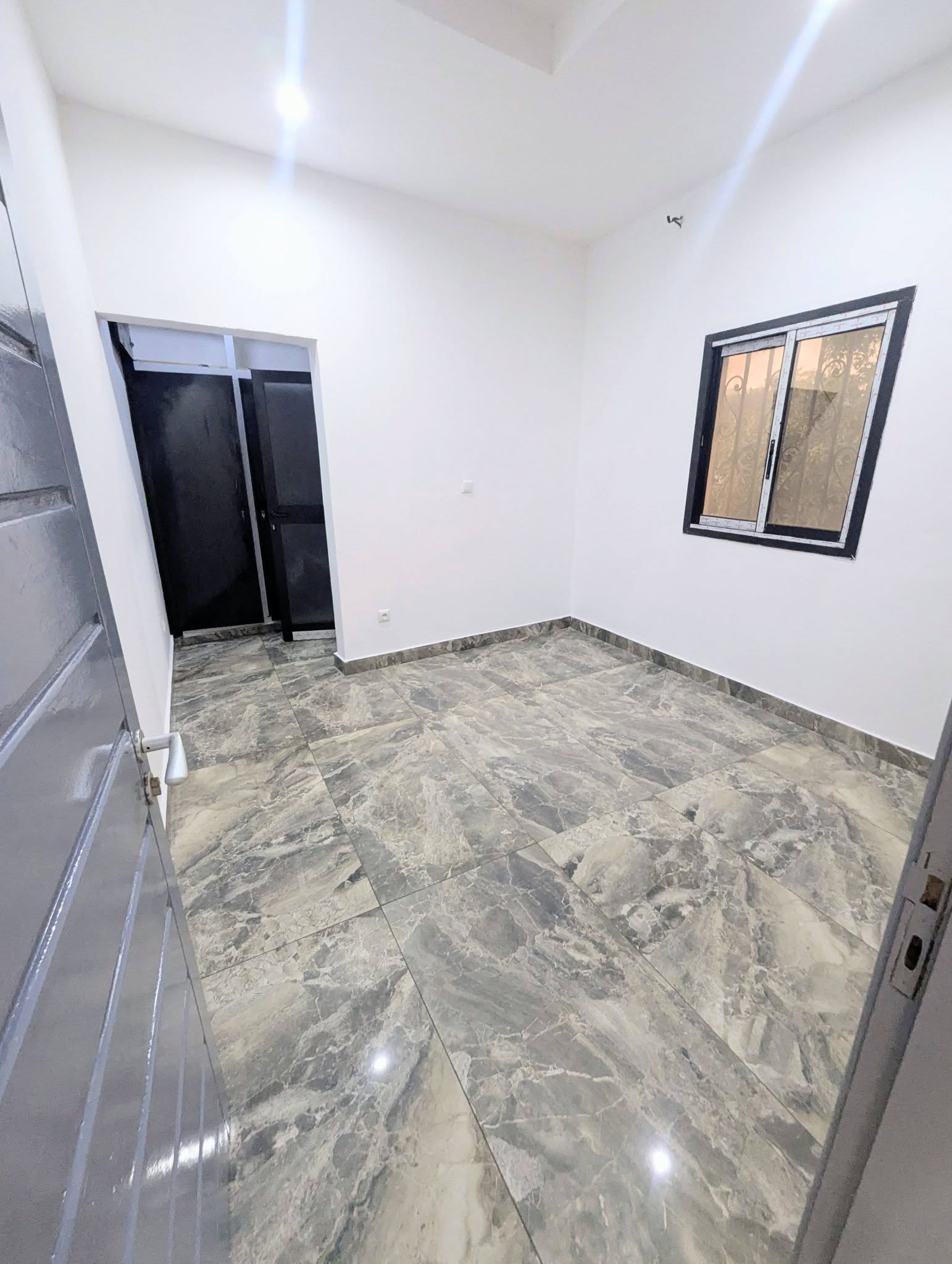 Appartement haut standing 2 chambres à louer à Yaoundé Etoa Meki