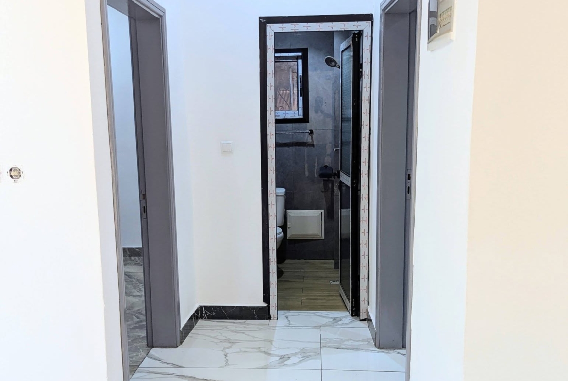 Appartement haut standing 2 chambres à louer à Yaoundé Etoa Meki