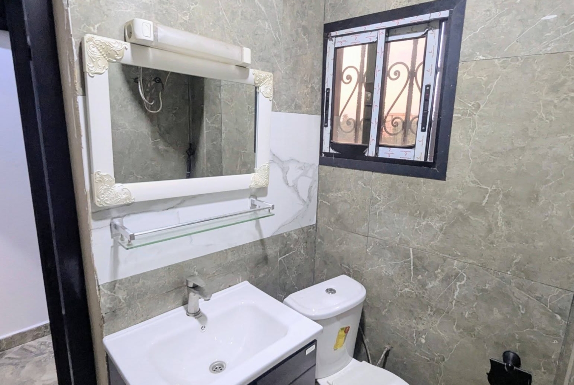 Appartement haut standing 2 chambres à louer à Yaoundé Etoa Meki