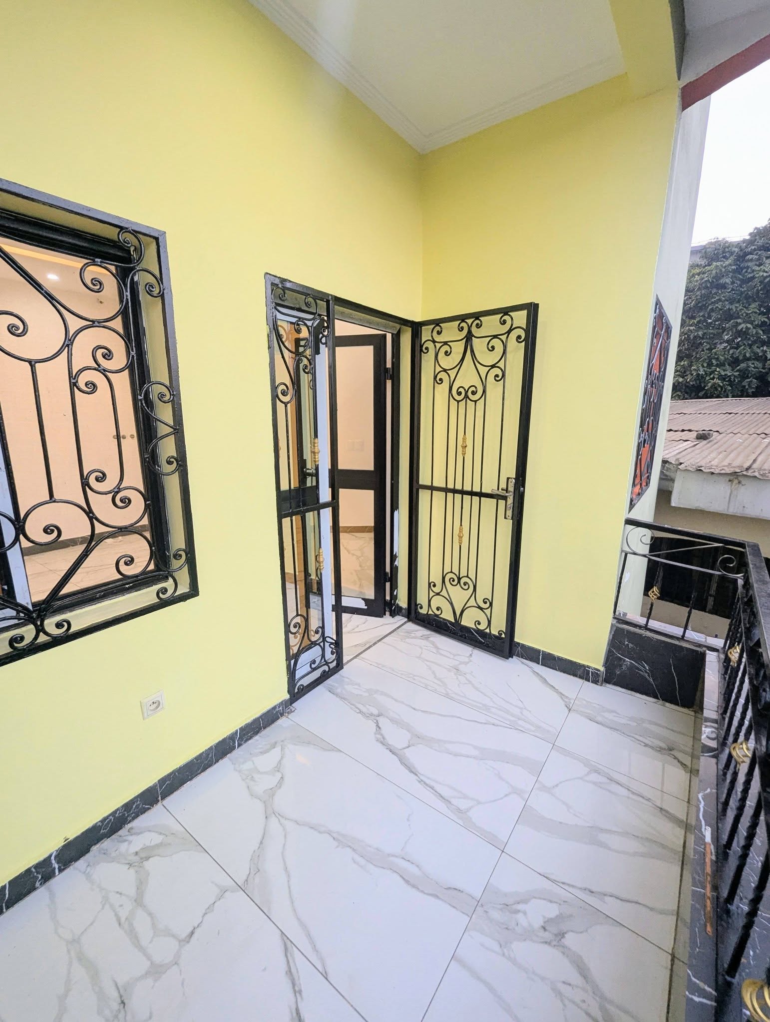 44645- Appartement haut standing 2 chambres à louer à Yaoundé Etoa Meki