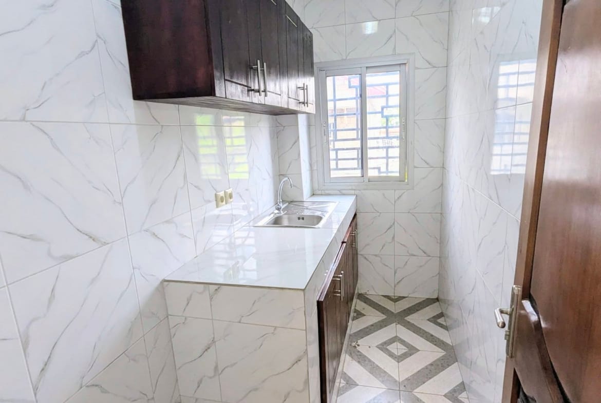 Magnifique studio moderne et confortable à louer à Yaoundé Nkolfoulou