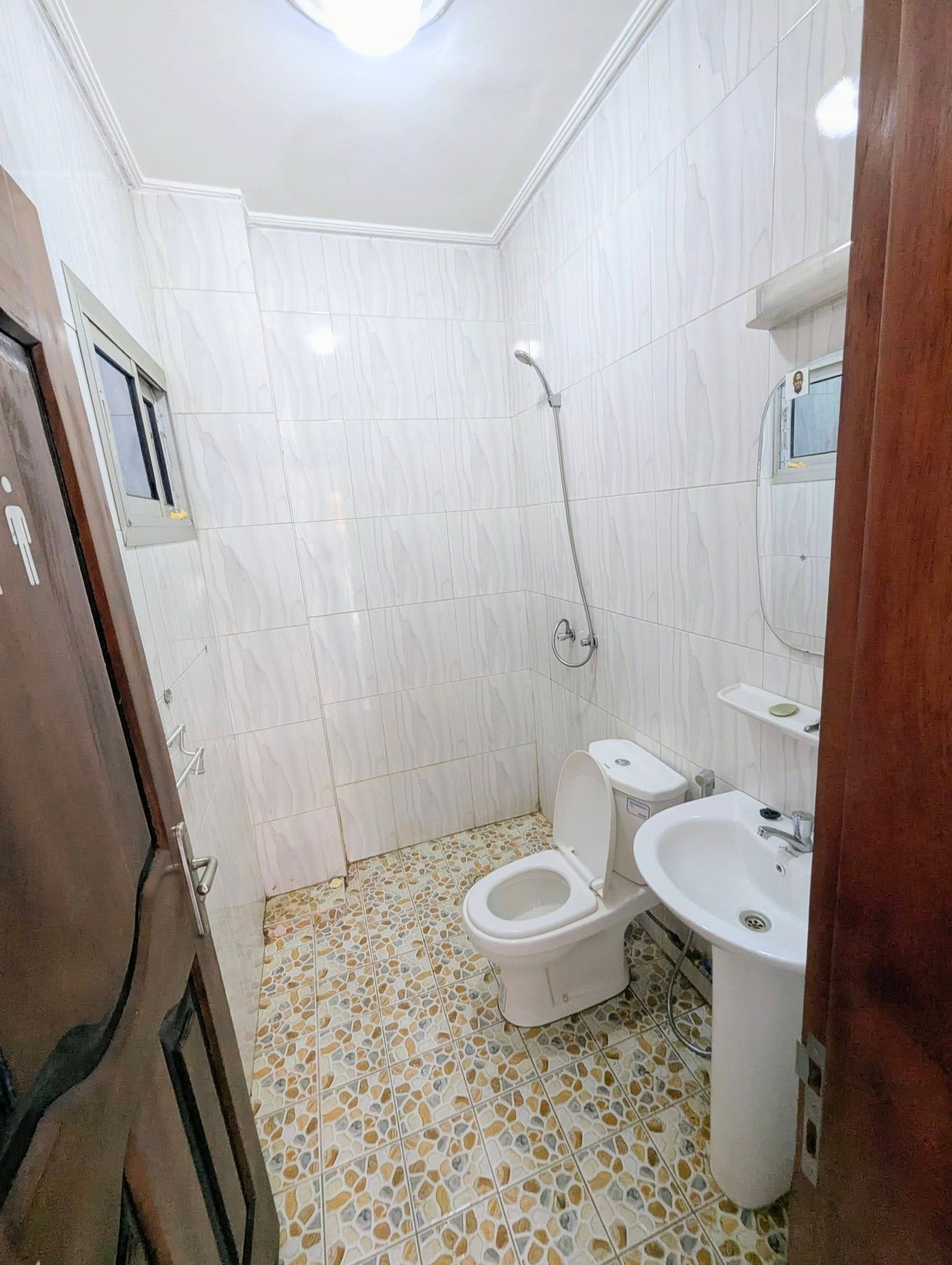 Magnifique studio moderne et confortable à louer à Yaoundé Nkolfoulou