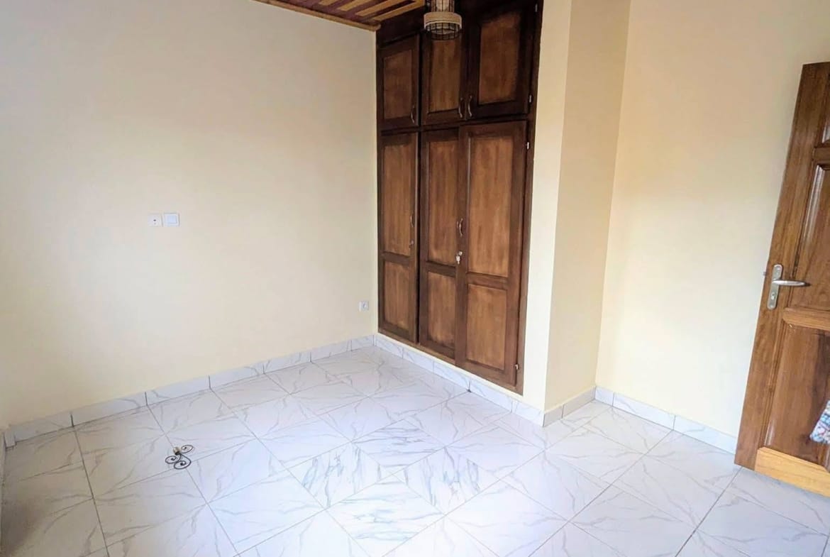 Studio moderne à louer à Nkolfoulou, Yaoundé 75 000 FCFA