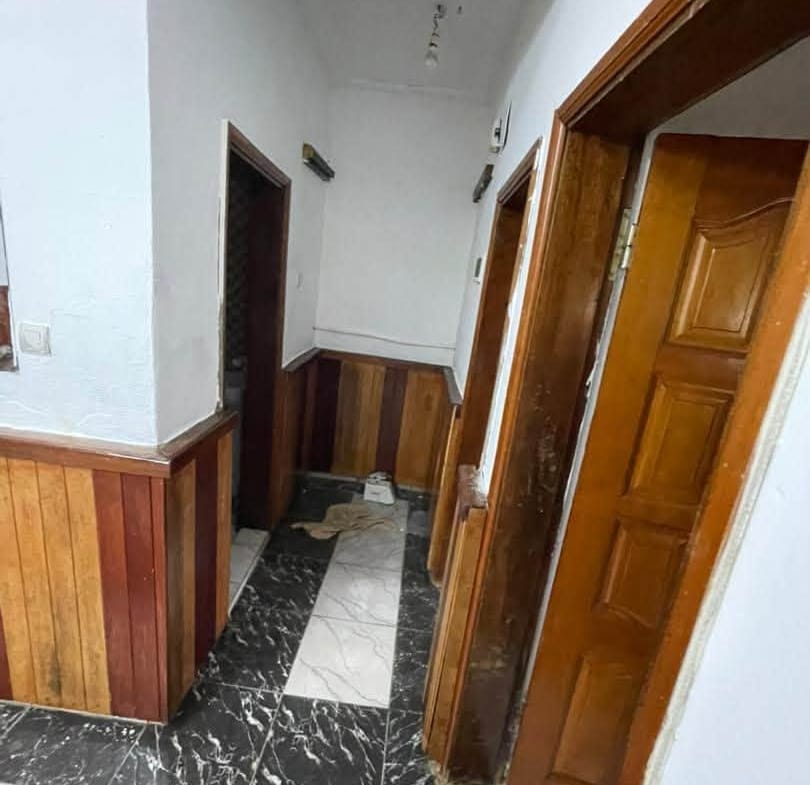 Studio moderne avec parking à louer à Yaoundé Biyem-Assi 80000 fcfa