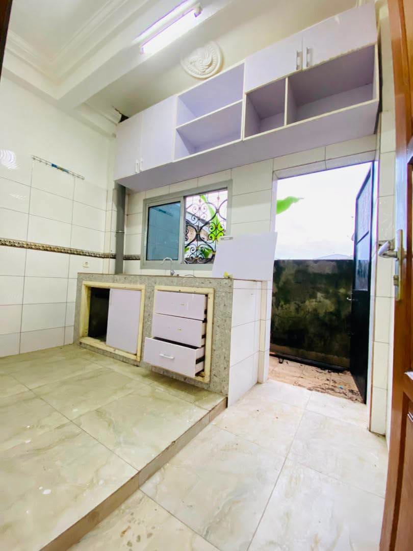 Magnifique appartement moderne à louer à Logbessou, Nickel Oil