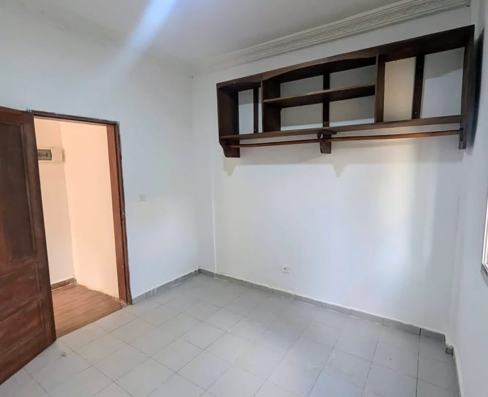 Studio moderne à louer à NKOLFOULOU