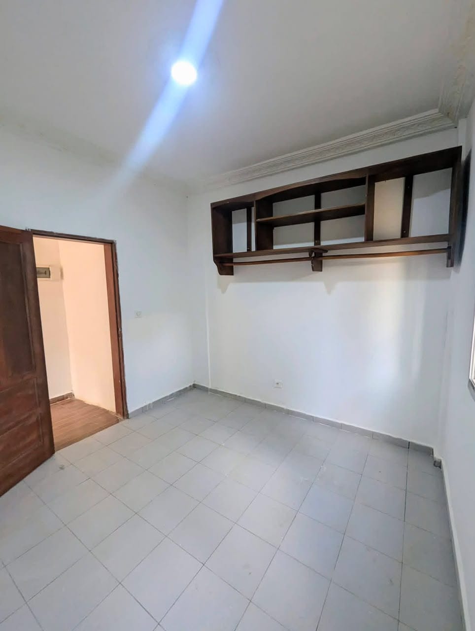 Studio moderne à louer à NKOLFOULOU