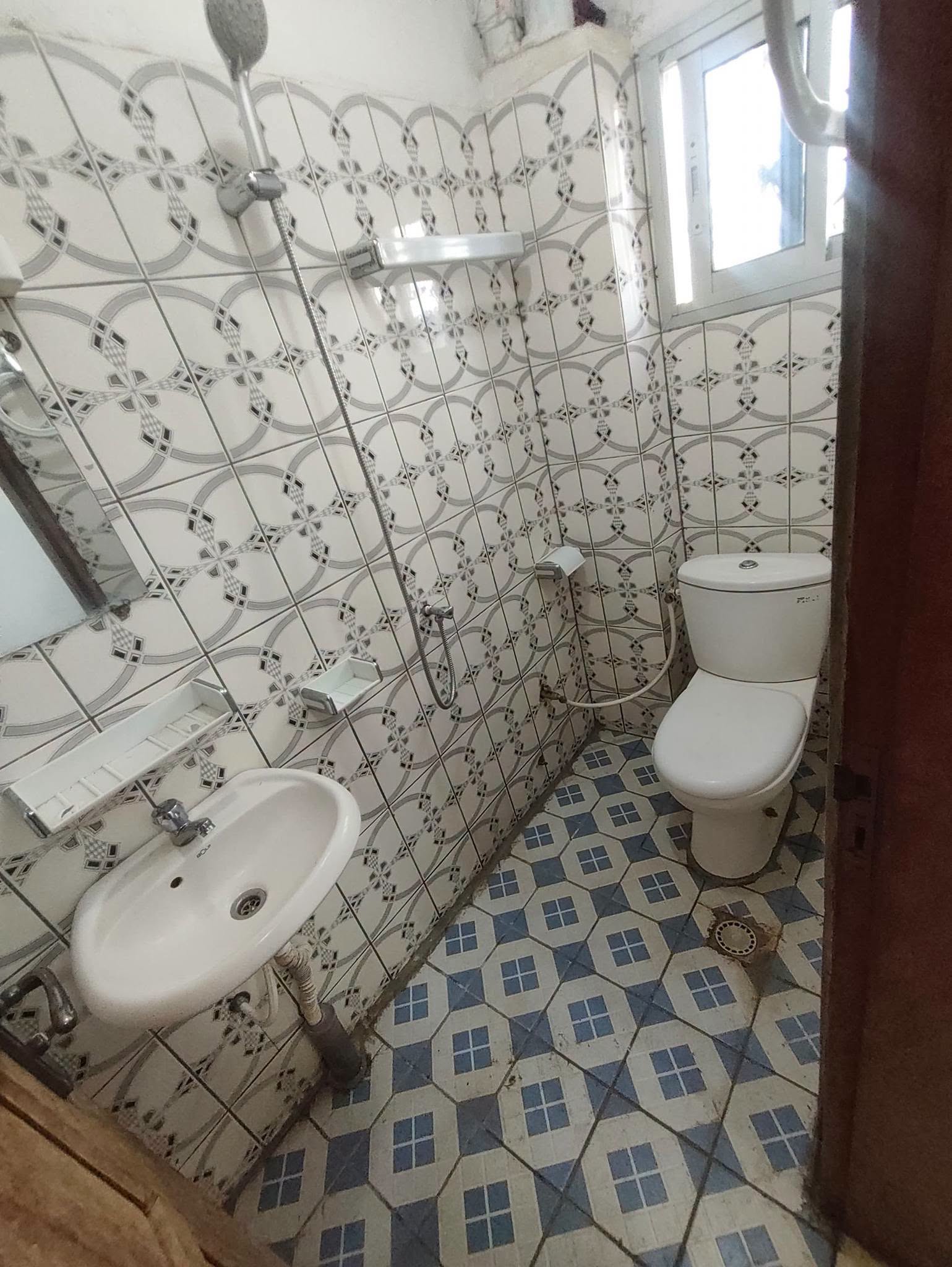 Magnifique appartement 2 chambres et terrasse à louer à Yaoundé Emana