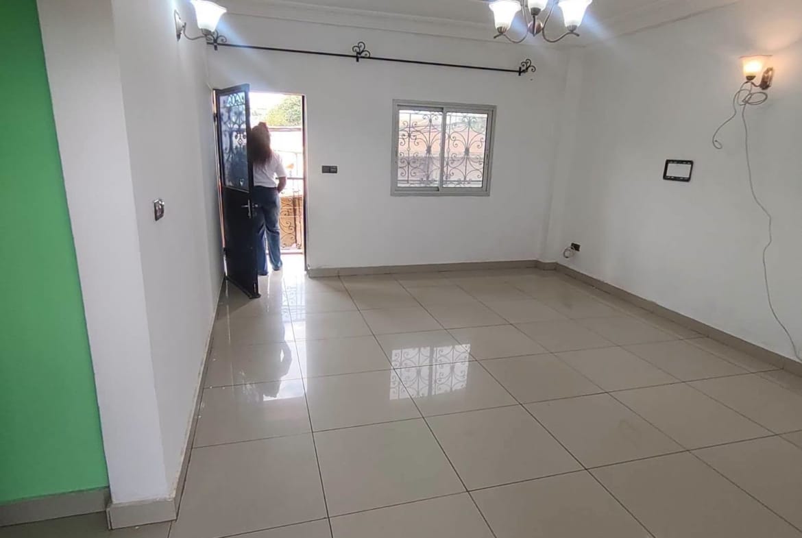 Magnifique appartement 2 chambres et terrasse à louer à Yaoundé Emana