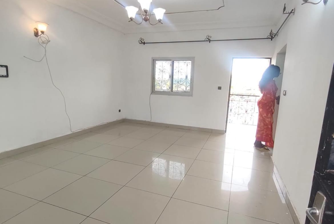 Magnifique appartement 2 chambres et terrasse à louer à Yaoundé Emana