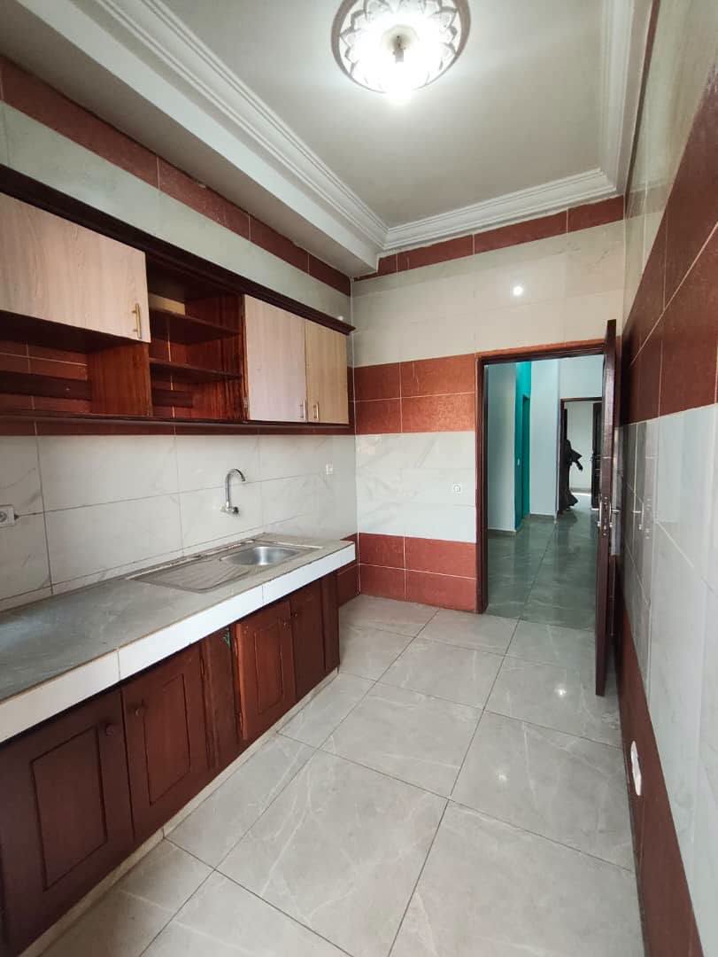 Appartement 2 chambres à louer à Yaoundé Etoudi 180000 fcfa