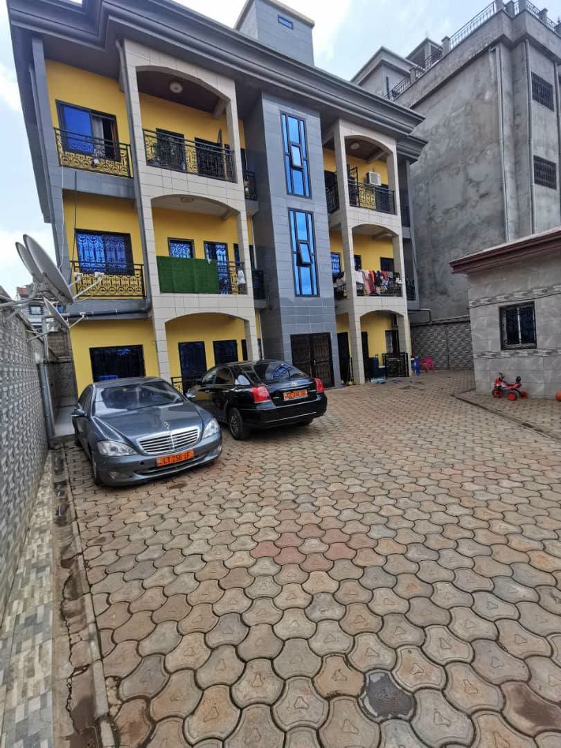 Appartement 2 chambres à louer à Yaoundé Etoudi 180000 fcfa