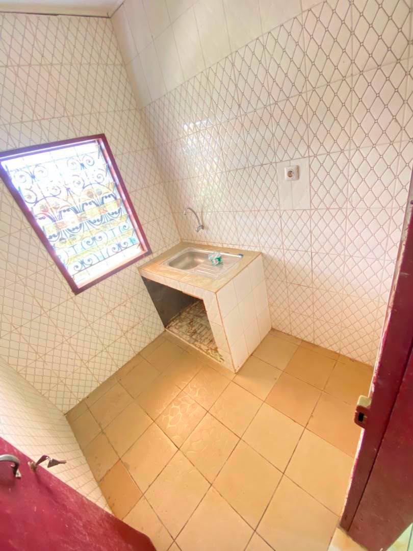 Studio moderne à louer à Nkolbisson 55000 fcfa