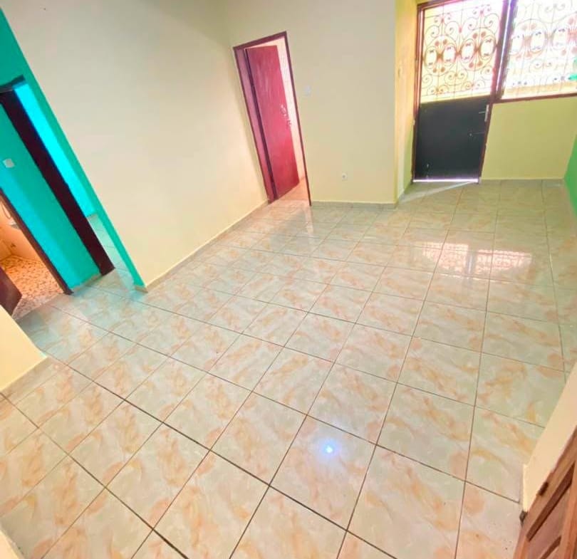 Studio moderne à louer à Nkolbisson 55000 fcfa