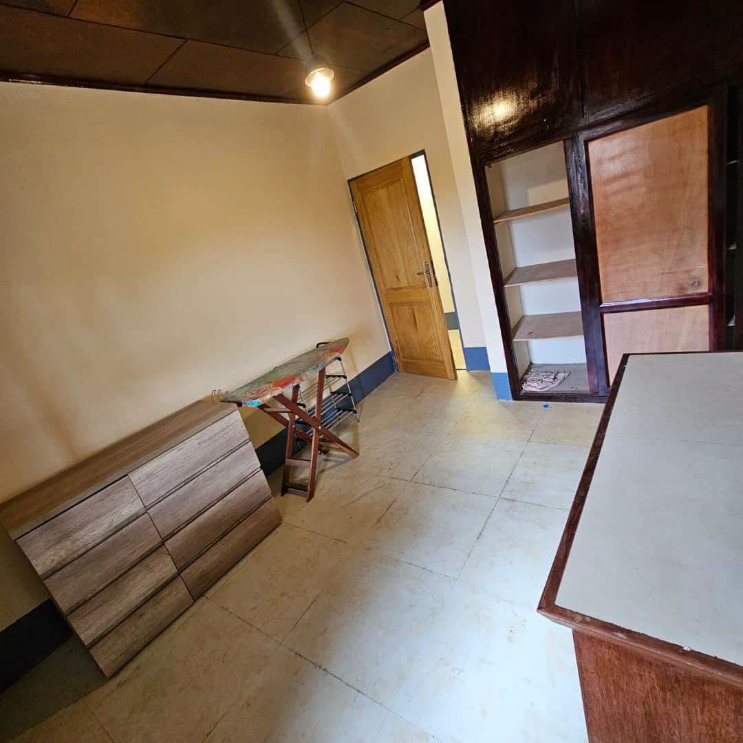 ABL_villa_omnisport_240926_chb6 Luxueuse villa vip de 3 chambres à louer à Yaoundé Omnisport