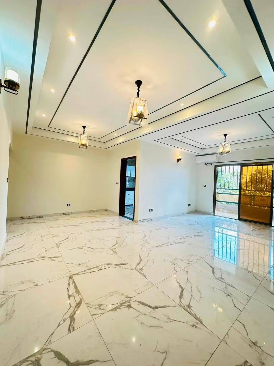 45243- Grand Appartement Standing 3 Chambres Biyemassi Obili