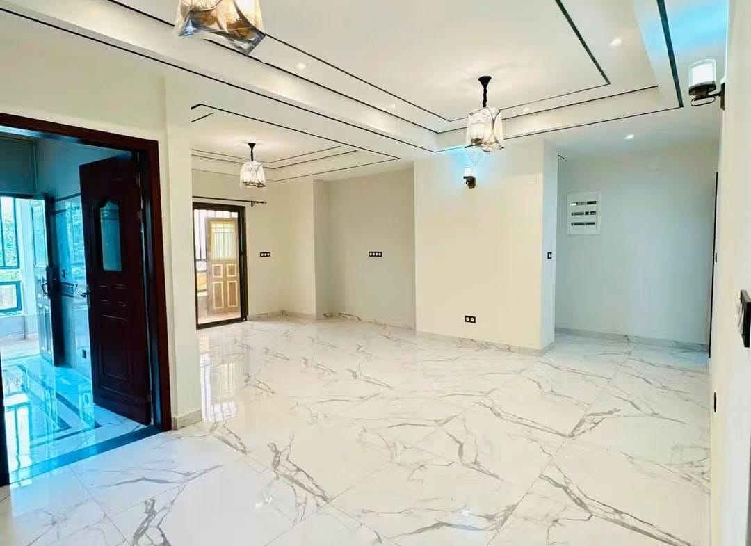 Grand Appartement Standing 3 Chambres Biyemassi Obili