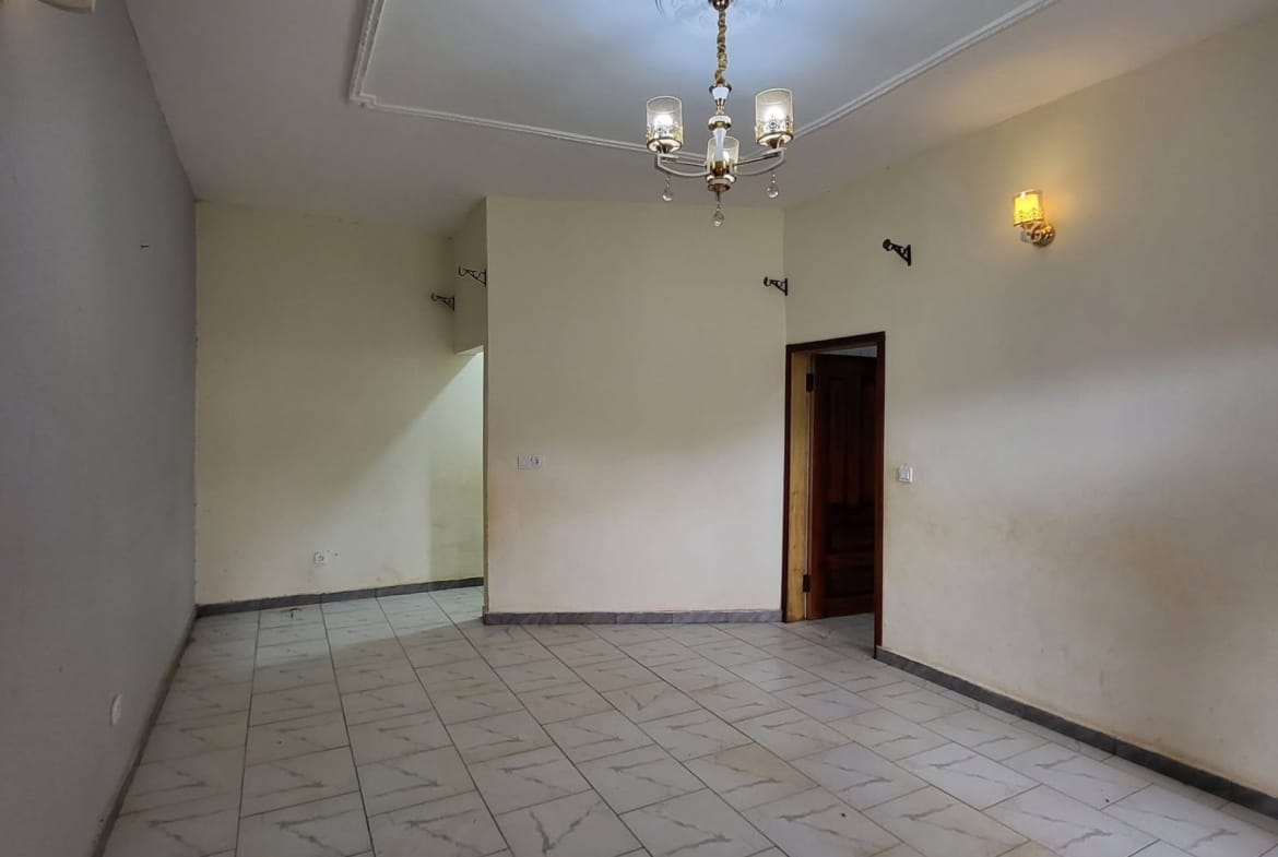 Magnifique appartement 2 chambres avec parking, Yaoundé Etoug-Ebe