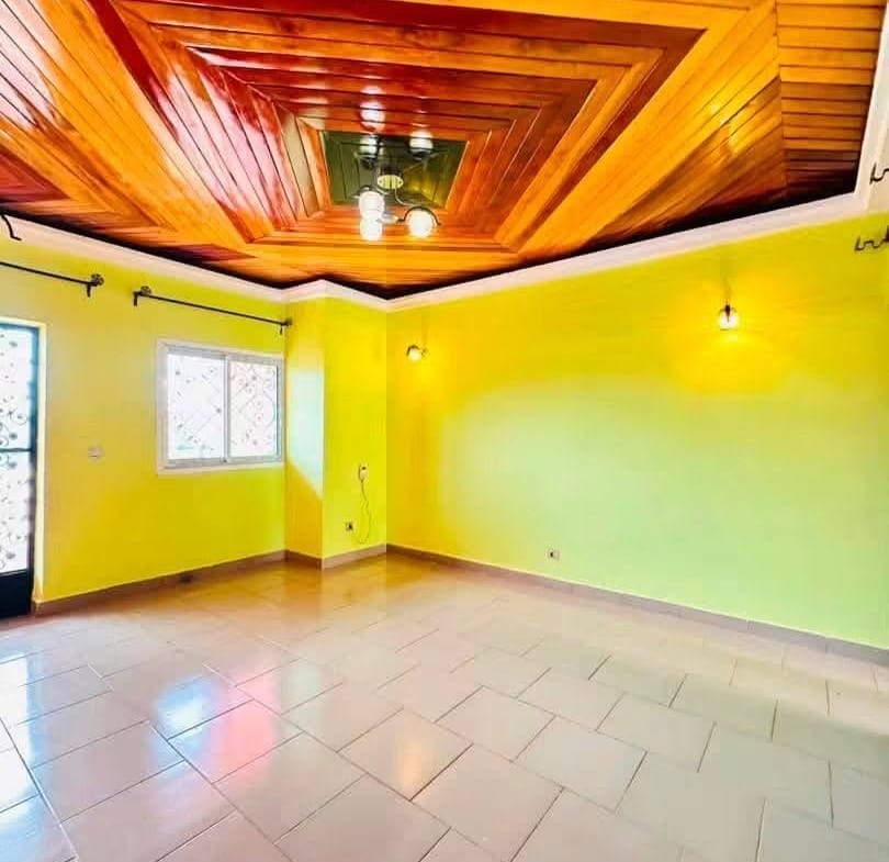 Studio moderne à louer à Ahala Diderot, Yaoundé